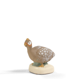 Santon Pintade au plumage brun tacheté, animal de basse-cour pour crèche de Noël, création du santonnier Arterra